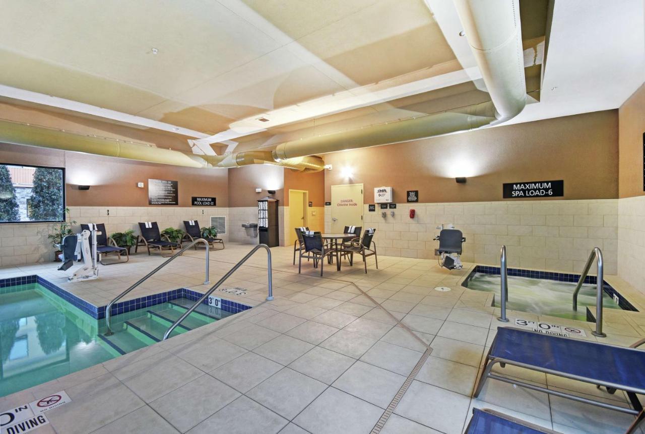 Hampton Inn Beloit Buitenkant foto