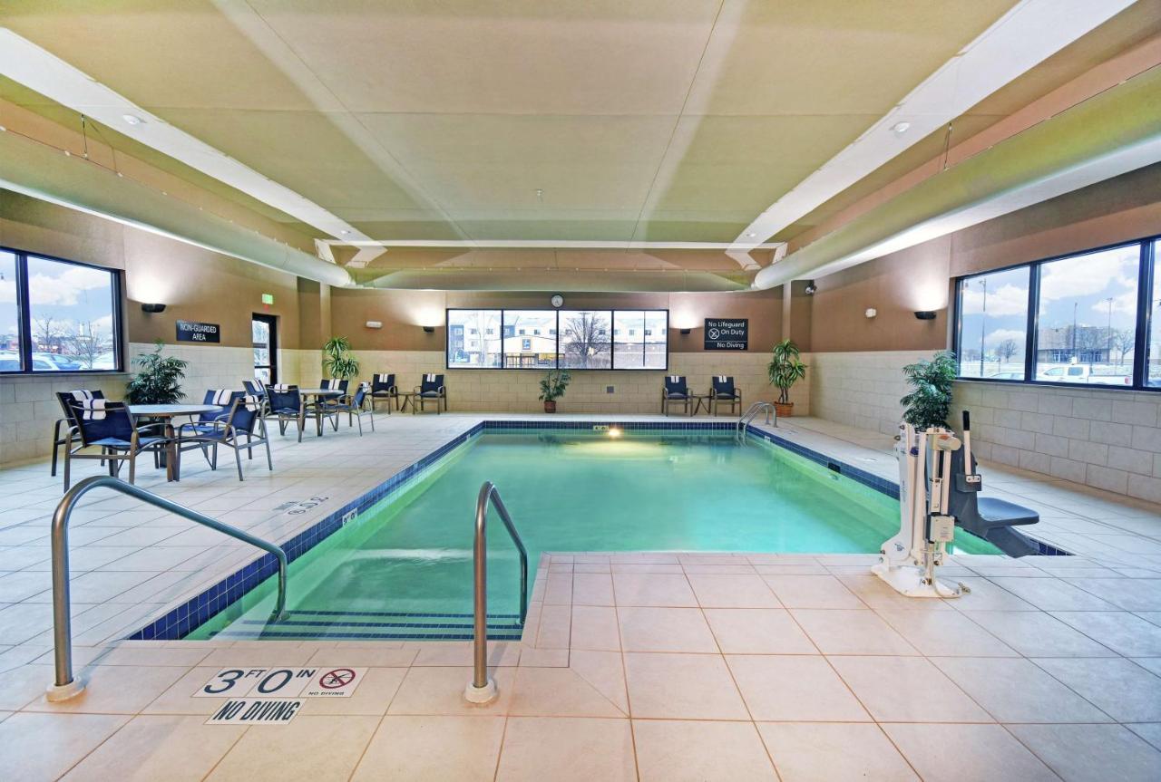 Hampton Inn Beloit Buitenkant foto