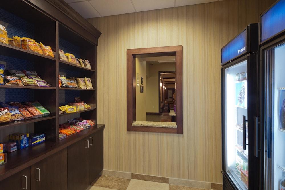 Hampton Inn Beloit Buitenkant foto