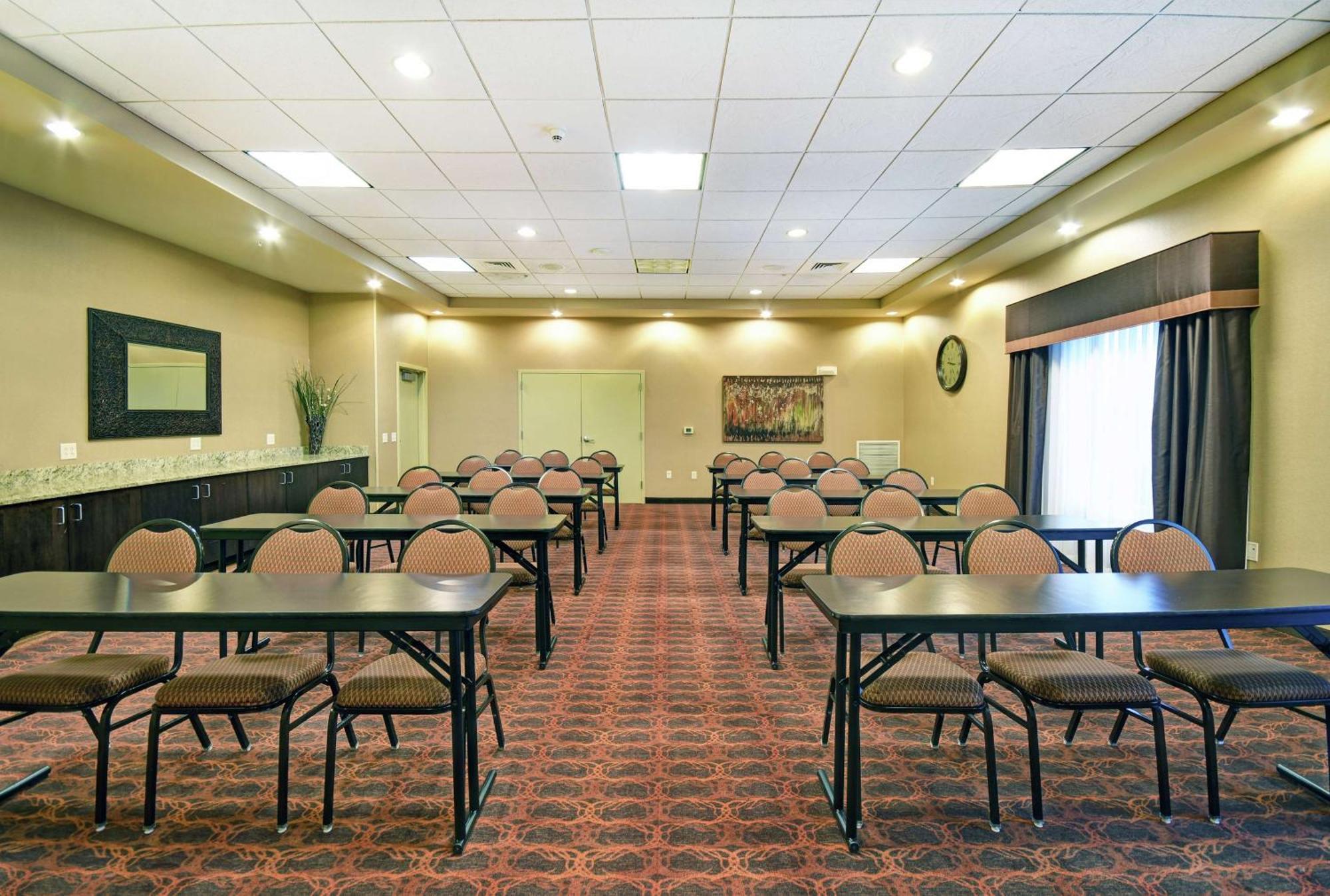 Hampton Inn Beloit Buitenkant foto